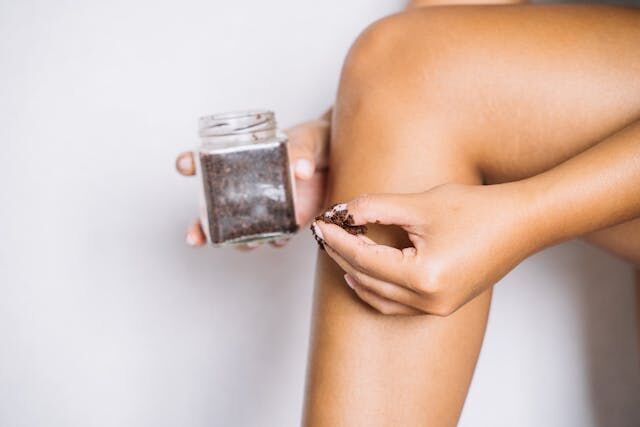 use coffee extract for natural remedy for cellulite